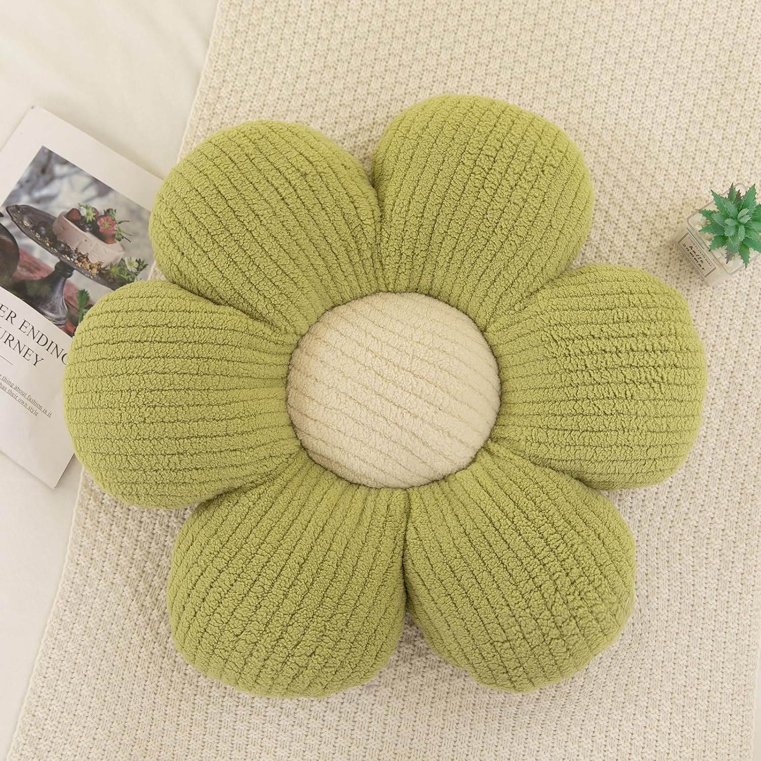 81_rLYQknPL._AC_SL1500_b4712899-f5fa-42da-b72f-d940463de8c3 Menoeceus Flower Pillow, Daisy Pillow Flower Shaped Throw Pillow Floor Pillow Plush Pillow Cute Decorative Pillows Floor Cushions Flower Seat Cushion for Bedroom Sofa Chair (White, 15.75") |